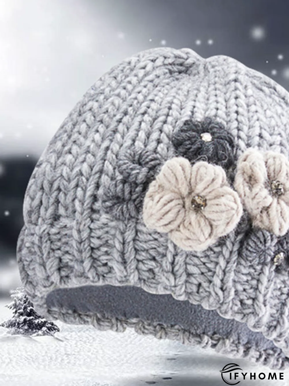 Grey Appliqu&eacute;d Knit Hat | IFYHOME