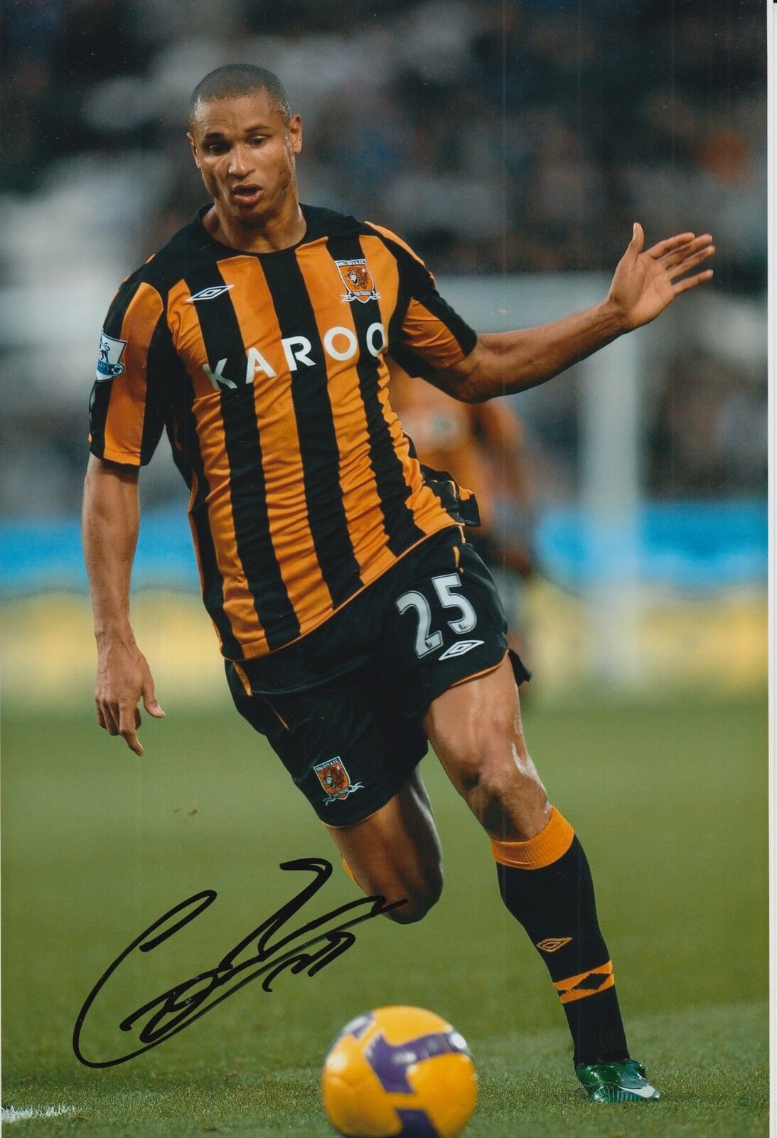 HULL CITY HAND SIGNED DANIEL COUSIN 12X8 Photo Poster painting 4.