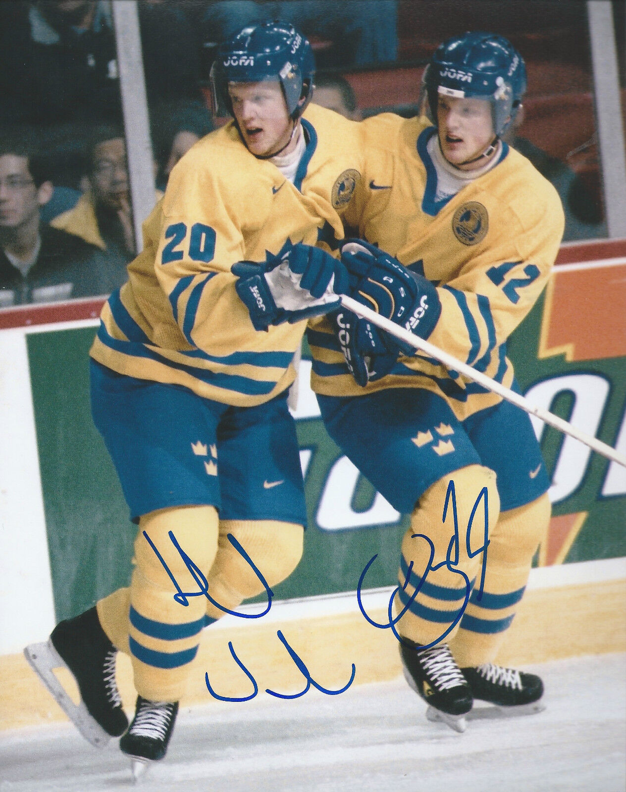 GFA Vancouver Canucks * HENRIK & DANIEL SEDIN * Signed 8x10 Photo Poster painting AD3 COA