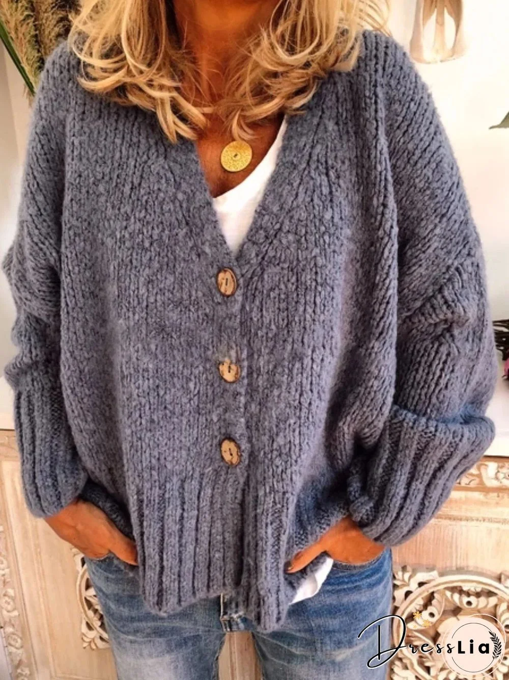 Leisure Button Sweater Outerwear