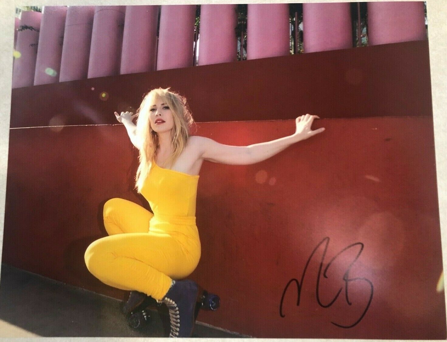 Beautiful NATASHA BEDINGFIELD Signed 11x14 Photo Poster painting