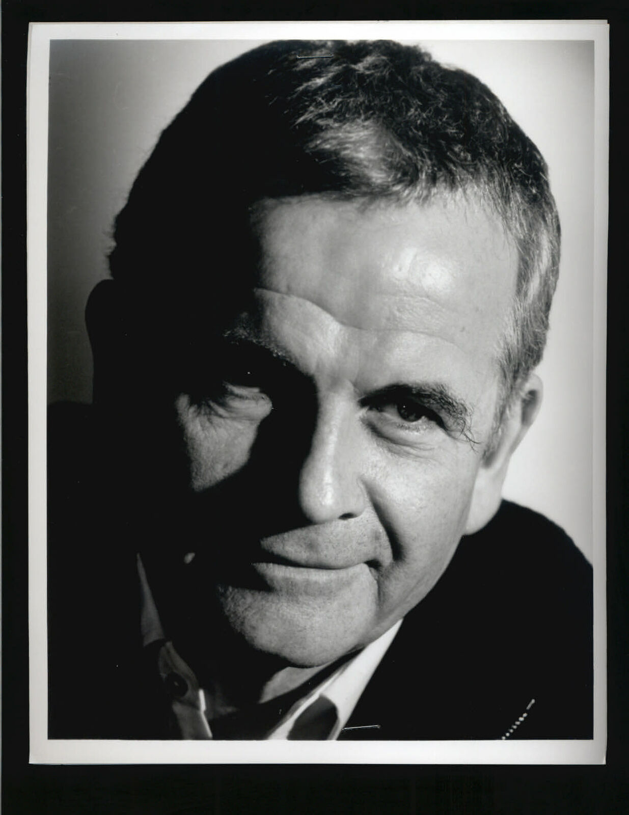 ian Holm - 8x10 Headshot Photo Poster painting w/ Resume - Alien Lord of the Rings RARE