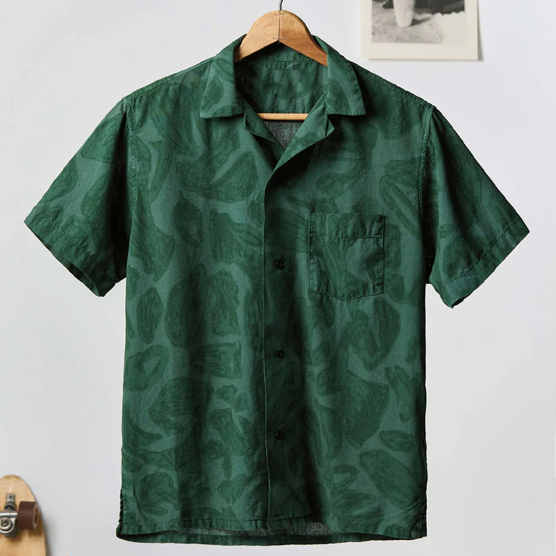Men's 3 oz 100% Cotton Painted Botanical Short Sleeve Shirt