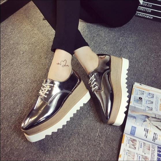35-39 Spring Casual Solid Flat Women Shoes Patent Leather Lace-Up Loafers Flat Platforms British Style Ladies Oxfords