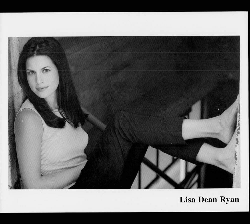 LISA DEAN RYAN - 8x10 Headshot Photo Poster painting w/ Resume - DOOGIE HOWSER M.D.