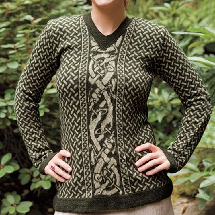 Women's Irish Celtic Knotted Contrast Jacquard V-neck Sweater