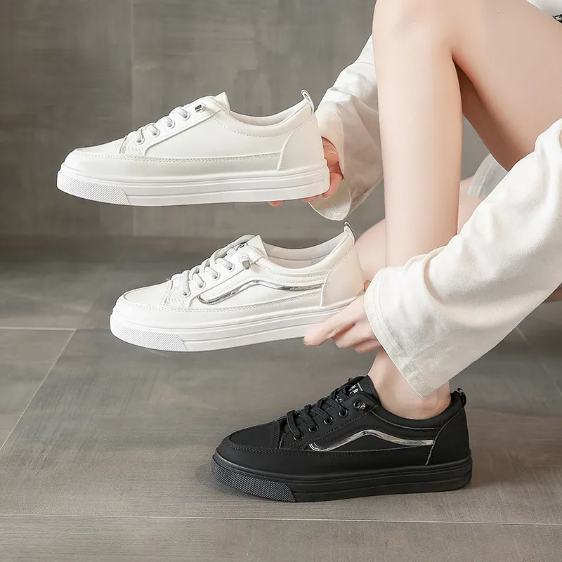 Yyvonne Small White Shoes Women 2025 Spring And Summer New Large-Size Students Single Shoes Small Light Sports Leisure Board Shoes