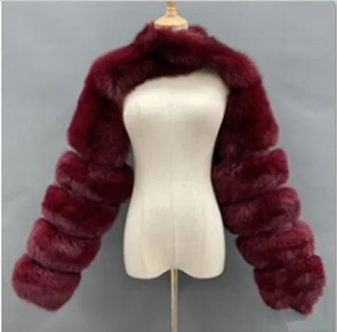 Fashionable Autumn And Winter Women's Cape Fur Coat