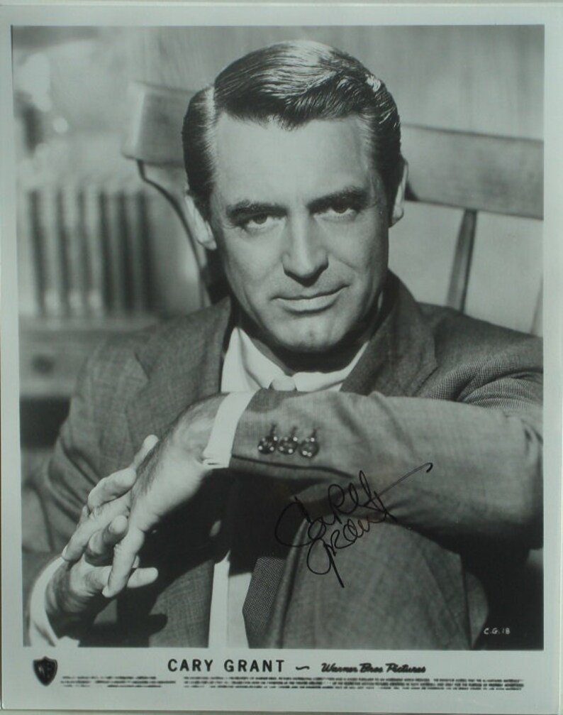 CARY GRANT SIGNED Autographed Photo Poster painting Only Angels Have Wings Penny Serenade To Catch A Thief wcoa