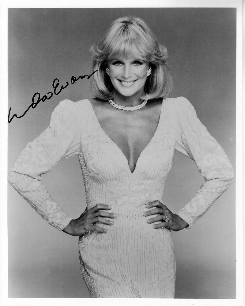 LINDA EVANS hand-signed SEXY 8x10 B/W PORTRAIT CLOSEUP authentic w/ coa DYNASTY