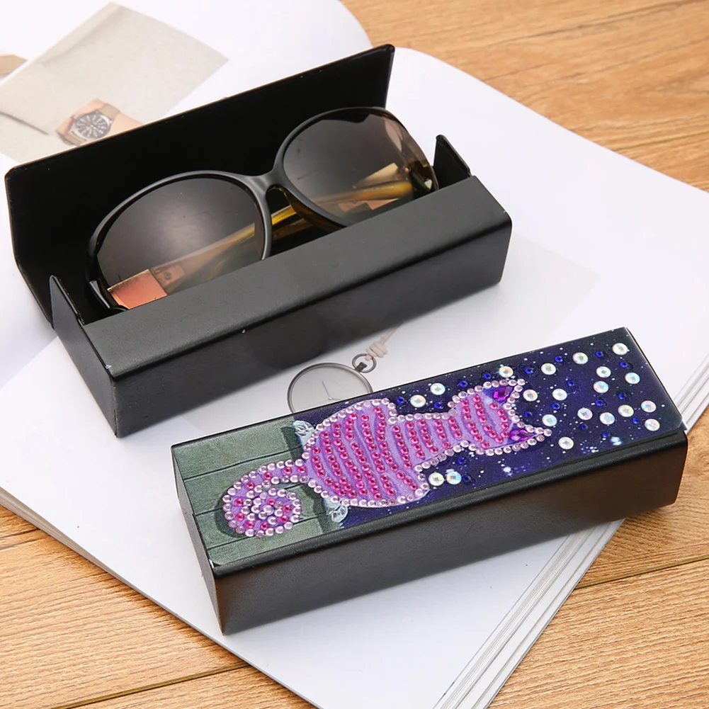 DIY Leather Diamond Painting Glasses Storage Case Mosaic Kit (Q37 Cat)
