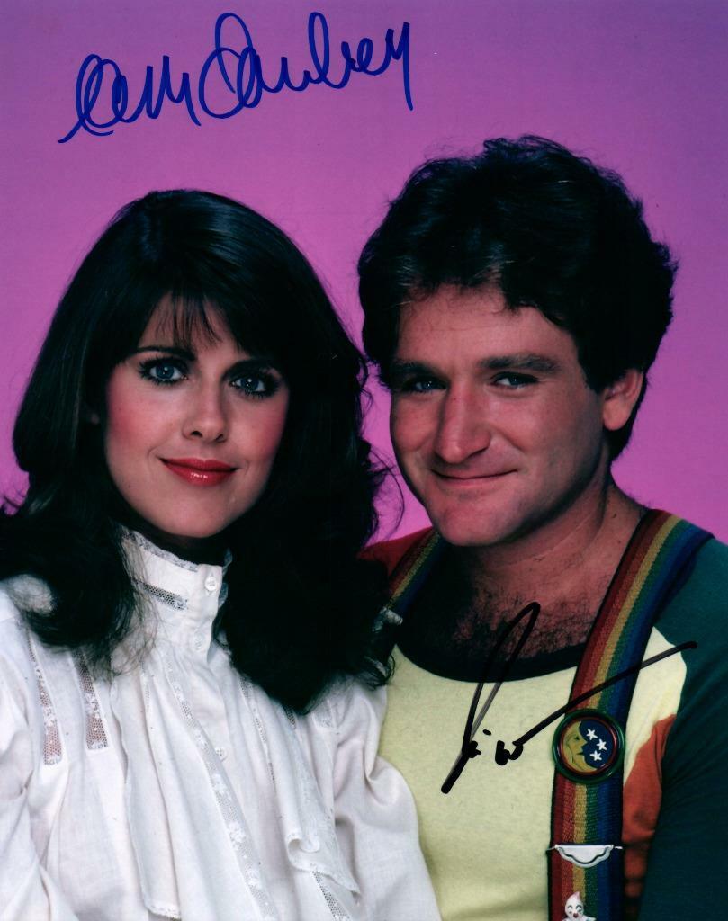 Pam Dawber Robin Williams Signed 8x10 Autographed Photo Poster painting + COA