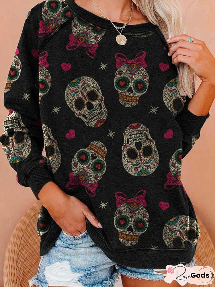 Simple and Loose Halloween Gift Sweater With Skull Print