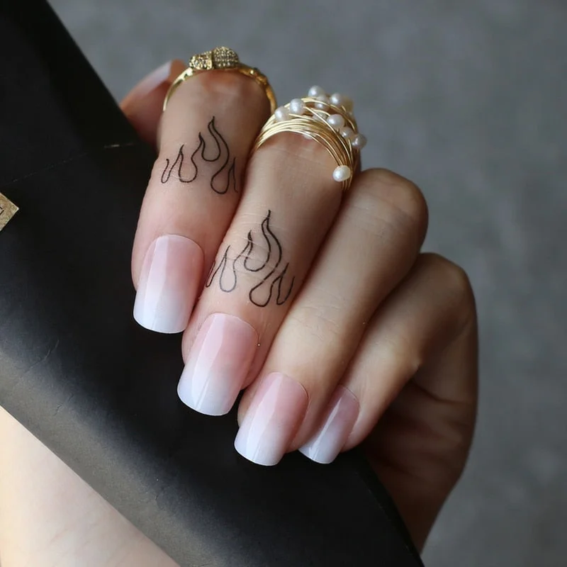 French Ombre False nails Short Square 24pcs/set Ladies decoration design Nude Fake nails Natural Acrylic nails