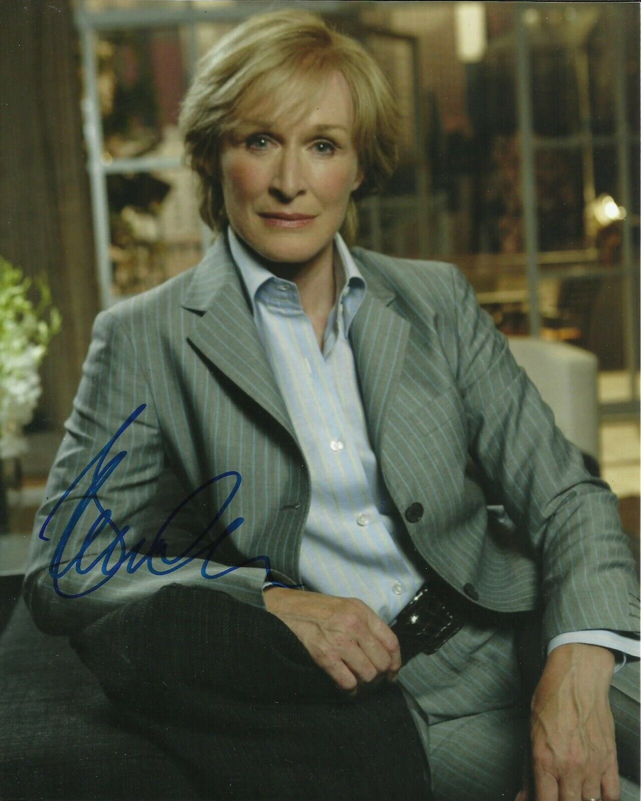 GLENN CLOSE SIGNED Photo Poster painting UACC REG 242