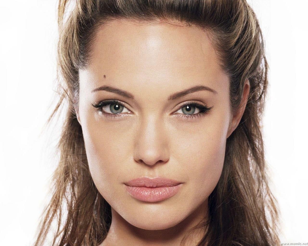 Angelina Jolie 8x10 Picture Simply Stunning Photo Poster painting Gorgeous Celebrity #52