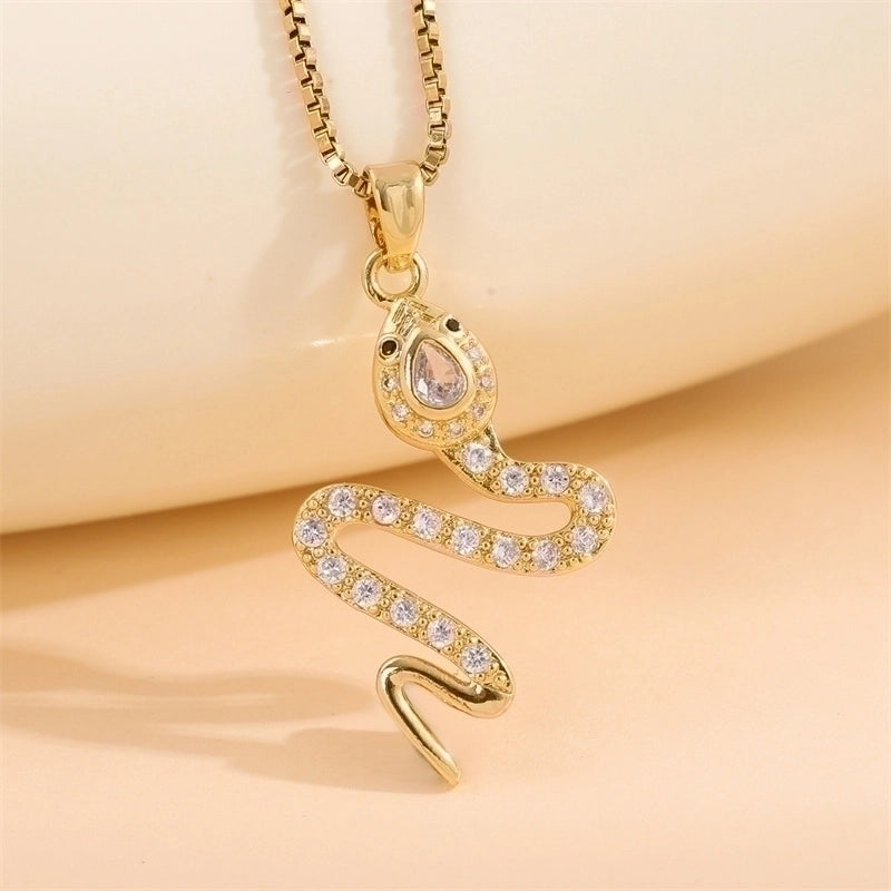 Stainless Steel Titanium Steel 18K Gold Plated Retro Lady Roman Style Enamel Plating Inlay Snake Bee Butterfly Zircon Pendant Necklace