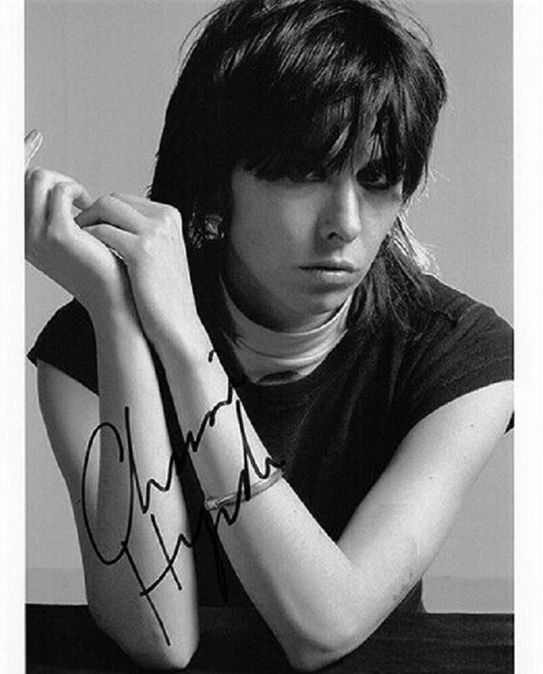 CHRISSIE HYNDE Signed Photo Poster painting The Pretenders wCOA