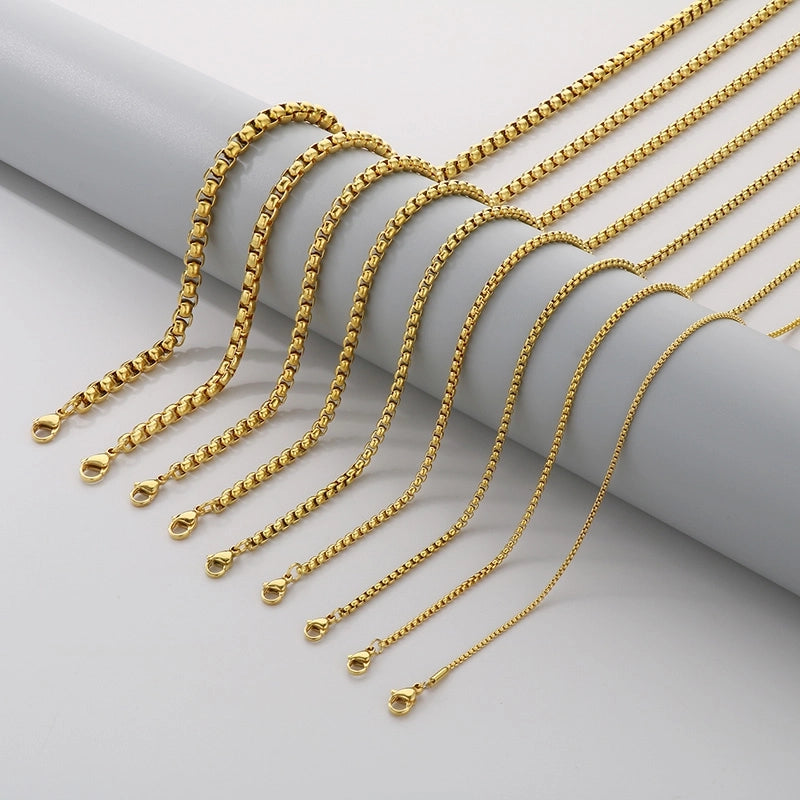 Fashion Classics Square Pearl Chain Men’s And Women’s Titanium Steel Necklace