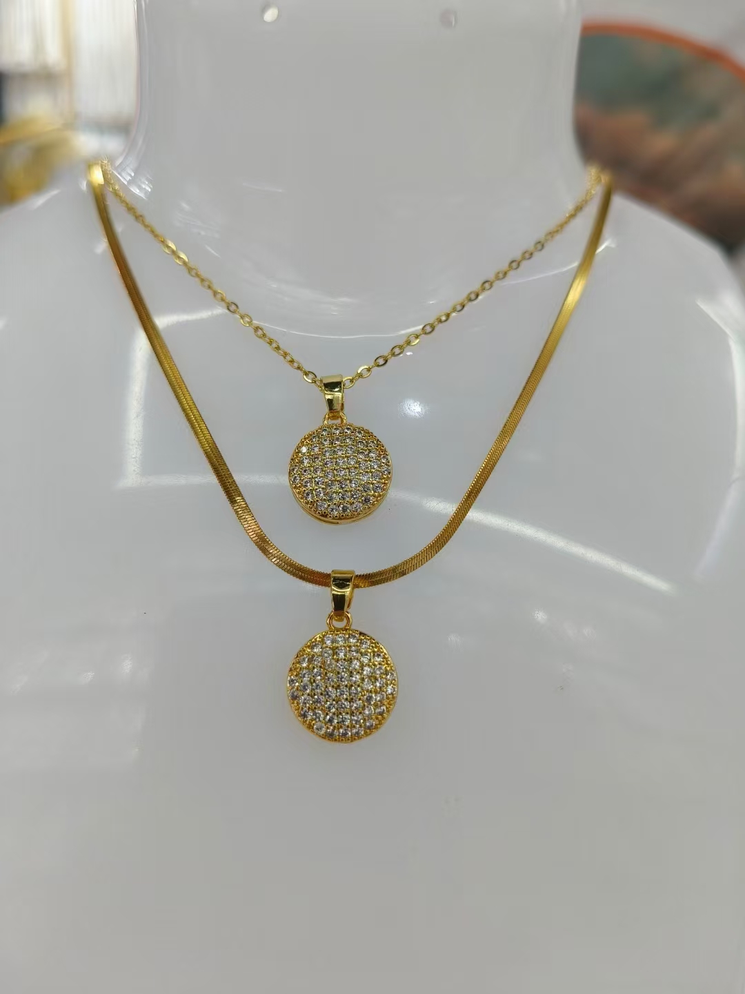 Round set with zirconia Accessories Necklace