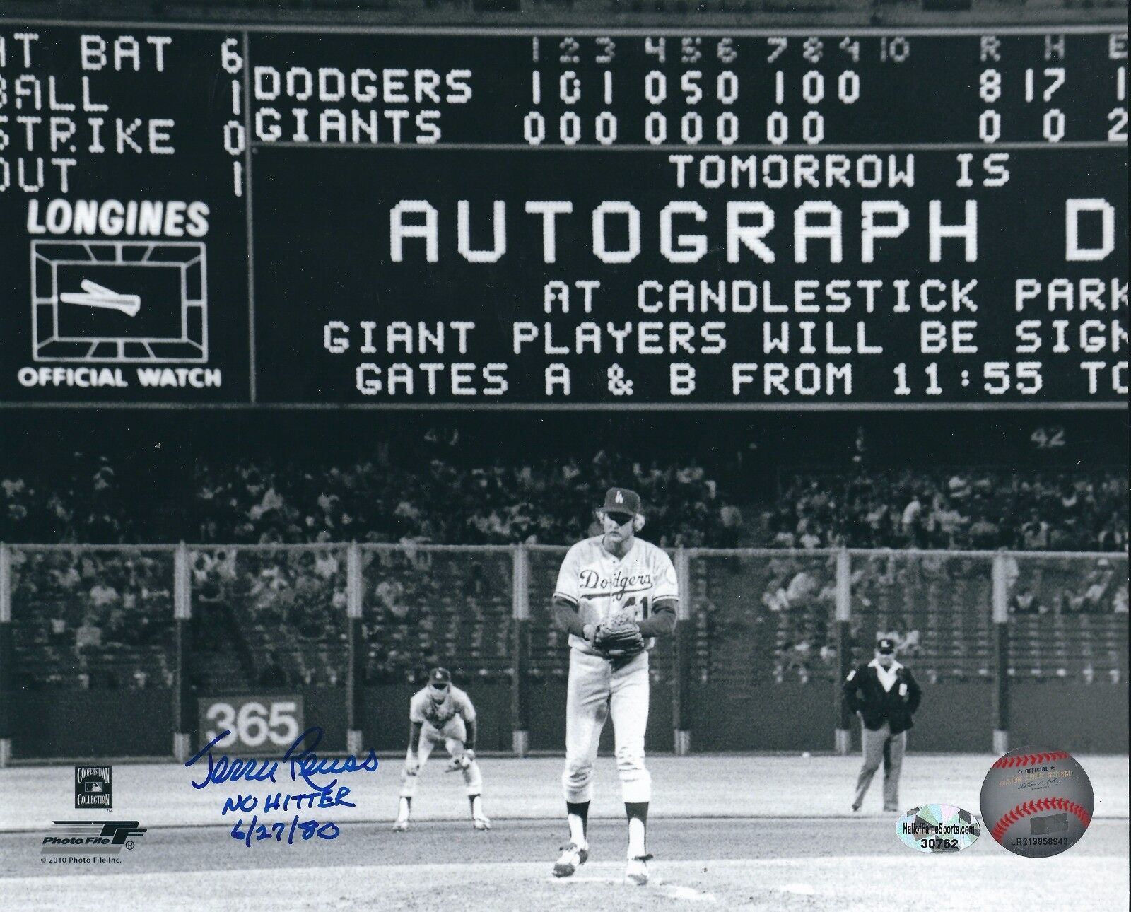 Signed 8x10 JERRY REUSS No-Hitter