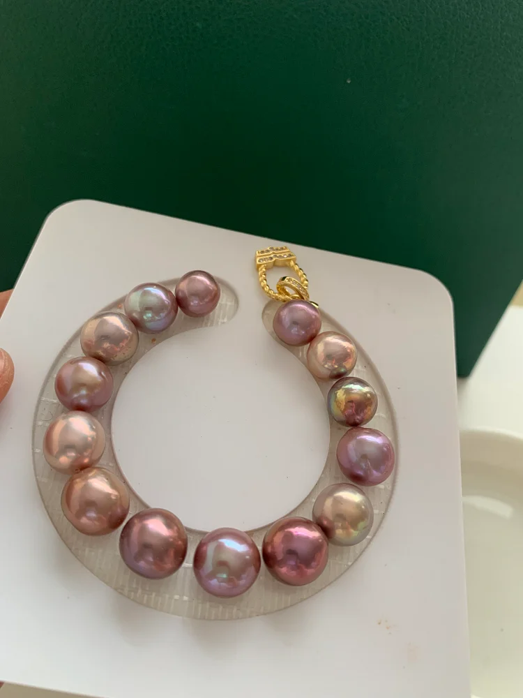 TINA PEARL Dazzling Purple Pearl Bracelet （ just 1 )