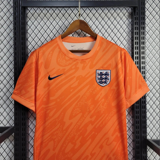 24/25 England Goalkeeper Soccer Jersey Thai Quality