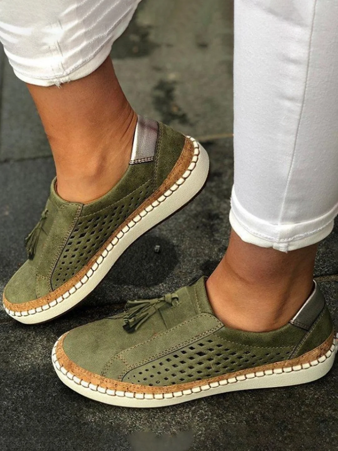 Relaxed and supportive orthopedic Sneakers