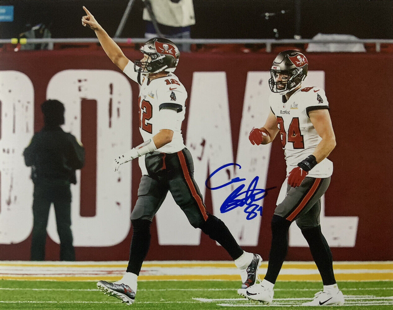 CAMERON BRATE HAND SIGNED 8x10 Photo Poster painting TAMPA BAY BUCCANEERS SUPER BOWL COA