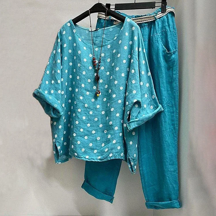 VChics Polka Dots Printed T-shirt Casual Pants Two-piece Set