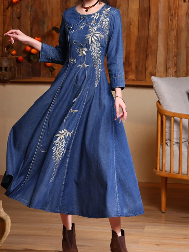 Women's Denim Embroidery Long Sleeve Scoop Neck Dress