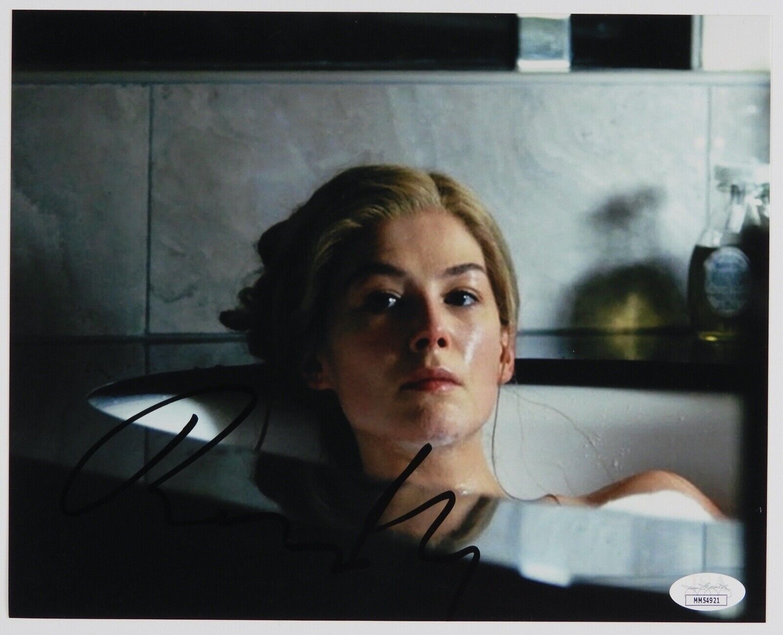 Rosamund Pike Signed JSA Autograph Photo Poster painting 8 x 10