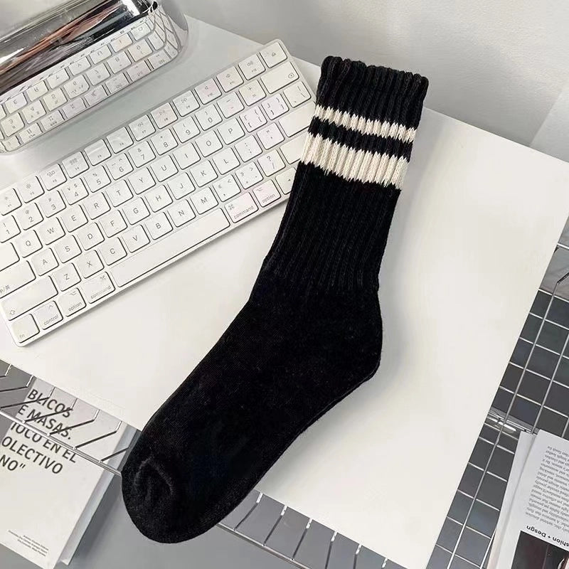 Thick Line Socks Men’s Mid-calf Solid Color Japanese Retro Trendy Autumn And Winter Stockings Sports Basketball American Pile Long Stockings
