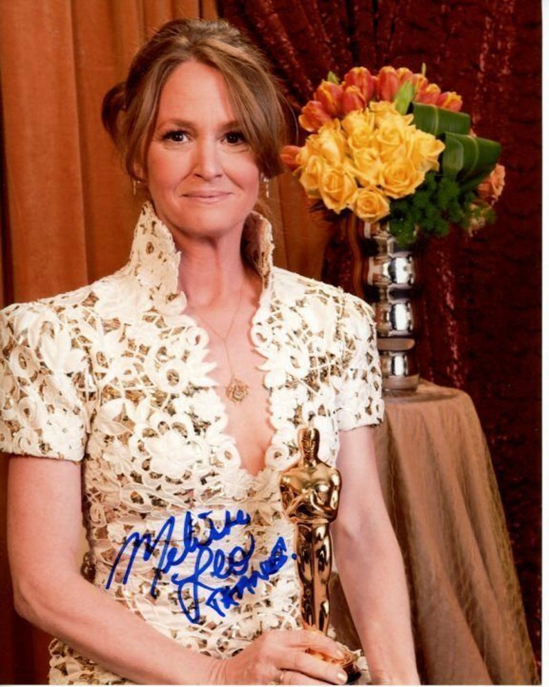 Melissa leo signed autographed oscar the fighter academy awards Photo Poster painting