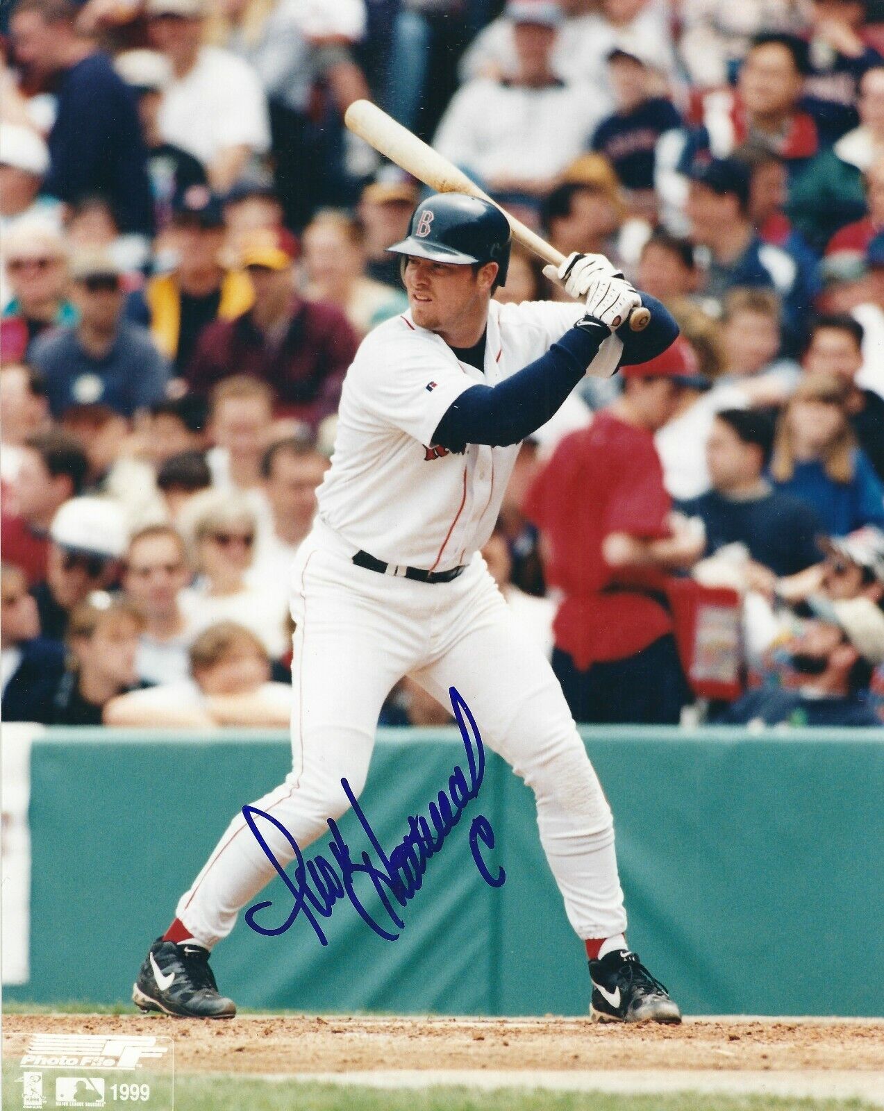 Signed 8x10 SCOTT HATTEBERG Boston Red Sox Autographed Photo Poster painting - COA