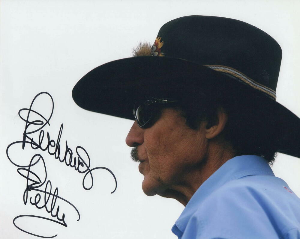 RICHARD PETTY SIGNED AUTOGRAPH 8X10 Photo Poster painting - NASCAR THE KING