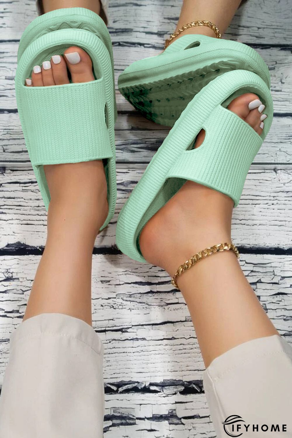 Green Hollow-out Thick Soled Slip On Slippers | IFYHOME