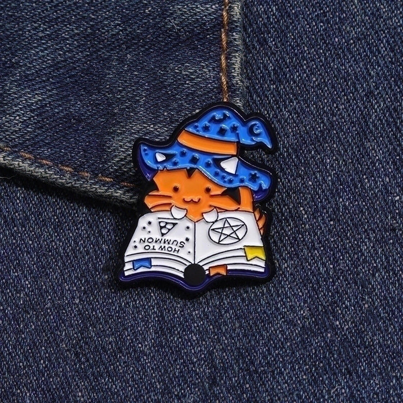 Cartoon Style Original Design Cowboy Style Animal Bear Bat Alloy Stamping Stoving Varnish Plating Kid’S Adults Brooches