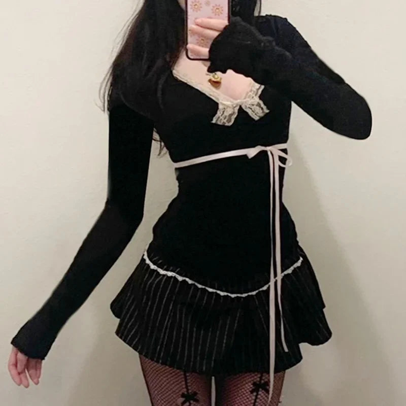 Aiertu Top y2k Women Clothes Lace Trim V Neck Long Sleeve T Shirt with Bow Decor 2000s Coquette Clothing Streetwear aiertu