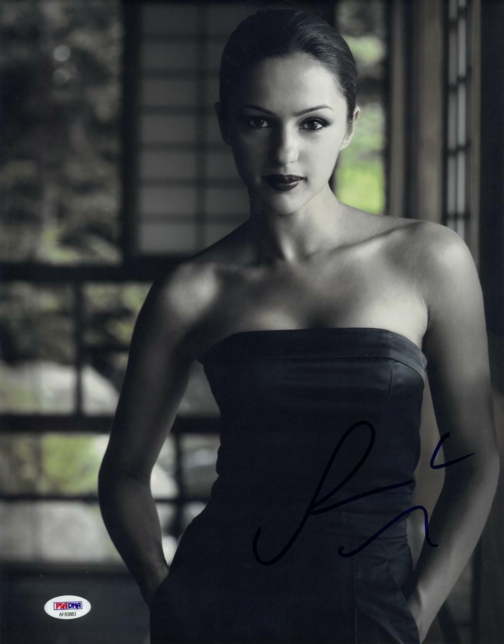 Annet Mahendru Signed Authentic Autographed 11x14 Photo Poster painting PSA/DNA #AF83883