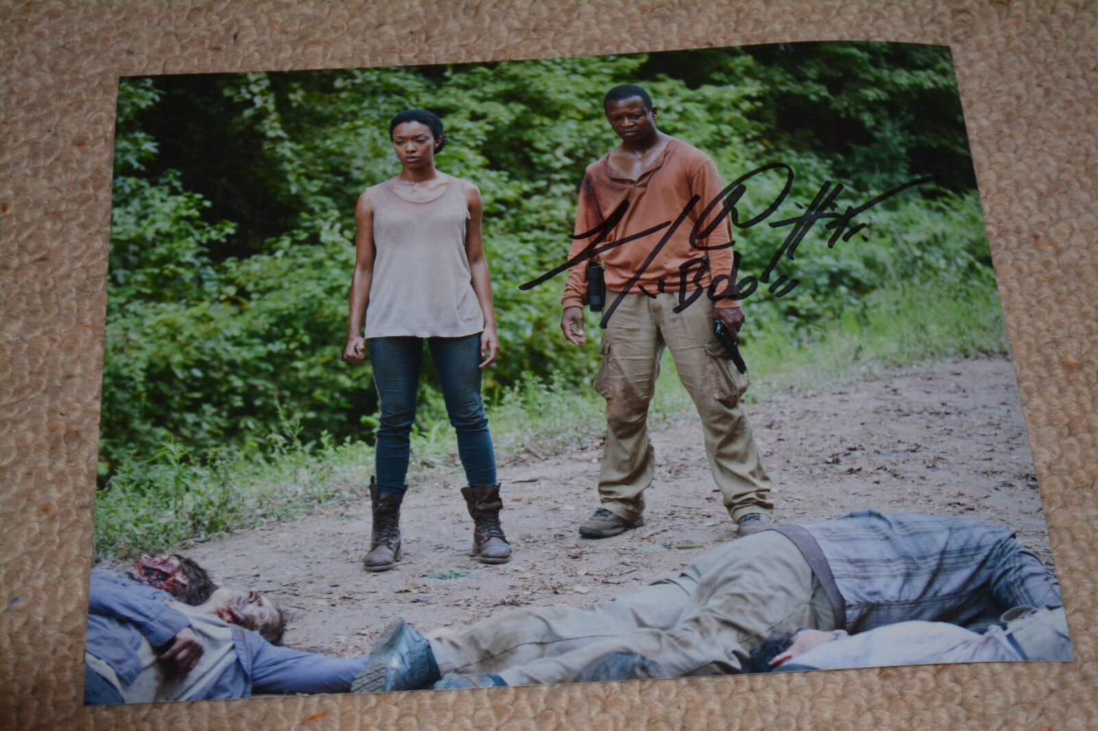 LAWRENCE GILLARD JR. signed autograph In Person 8x10 WALKING DEAD Bob