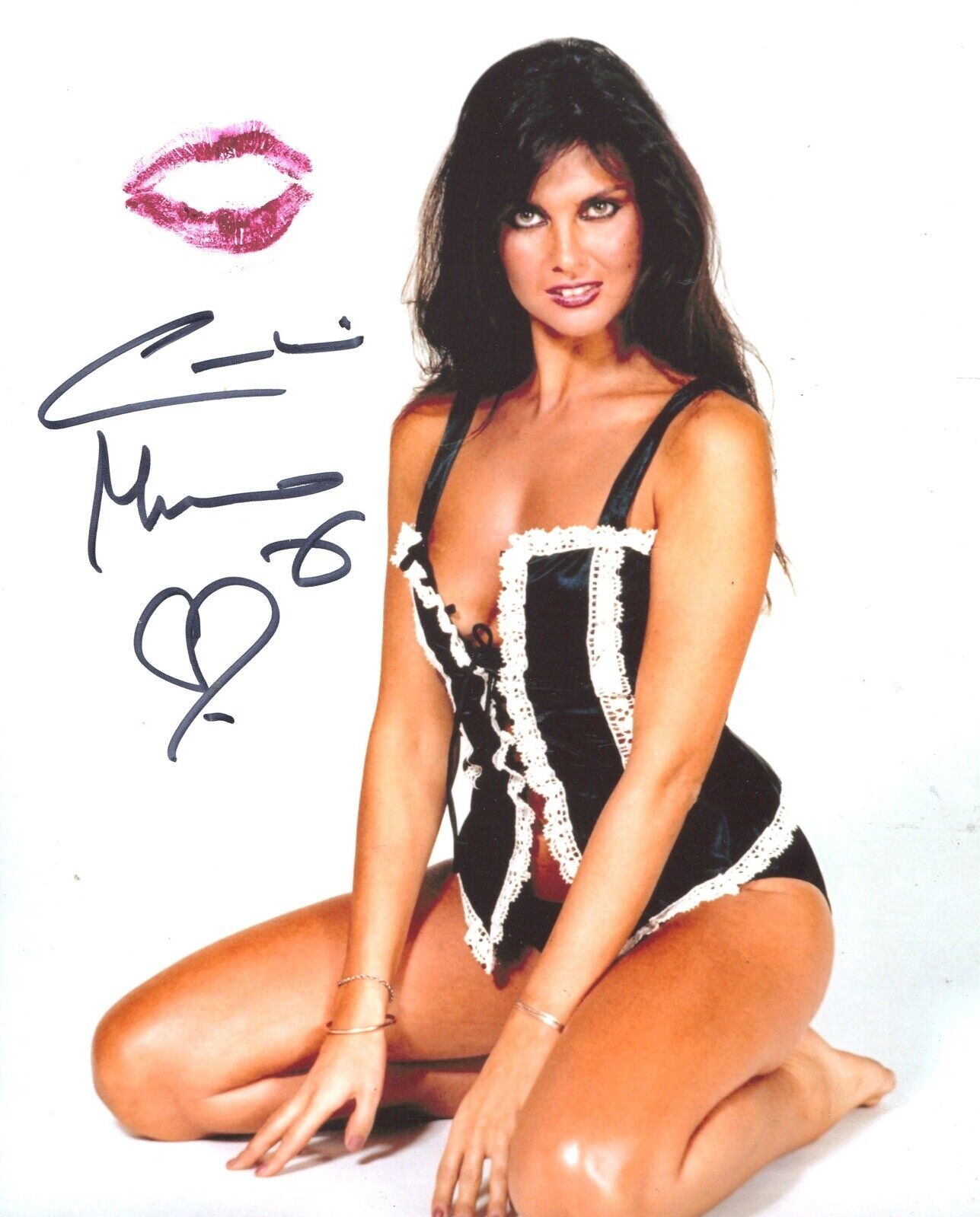 Caroline Munro signed & lipstick kissed sexy 8x10 Photo Poster painting NoA UACC DEALER SIGNING