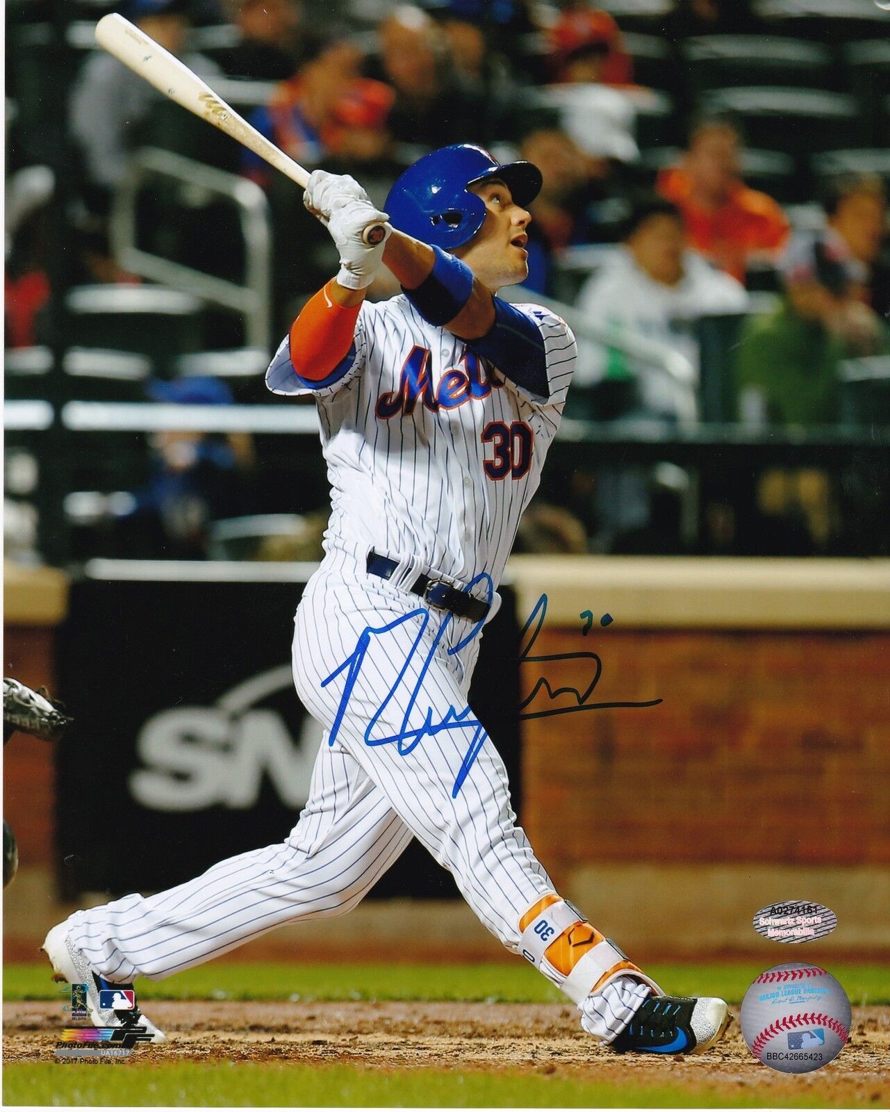 MICHAEL CONFORTO NEW YORK METS ACTION SIGNED 8x10