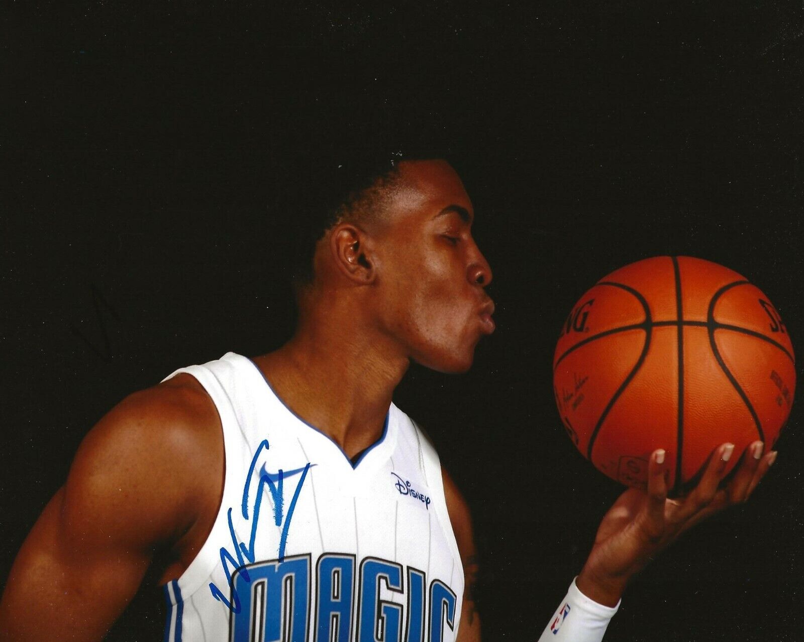 Wes Iwundu signed Orlando Magic 8x10 Photo Poster painting autographed