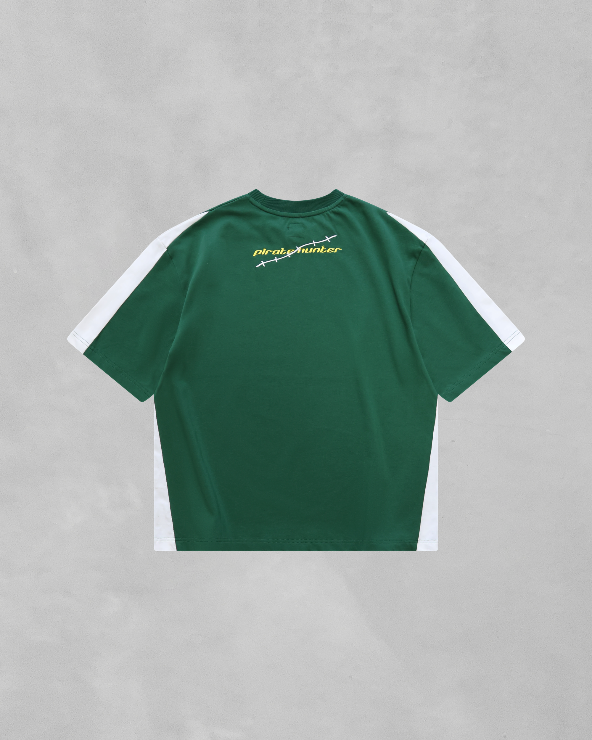 PIRATE HUNTER TEE