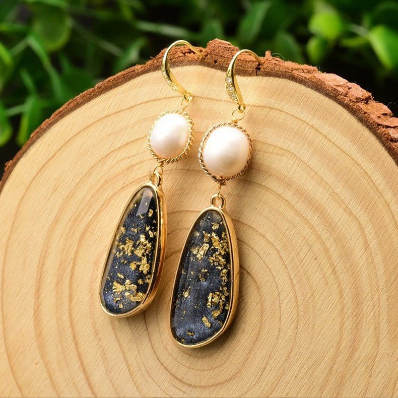 Lazurite Pearl Earring