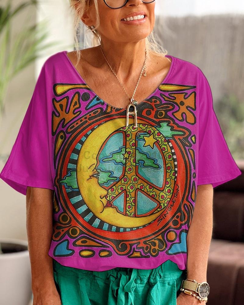 Hippie Vintage Moon Purple Red V Neck Graphic T-shirt