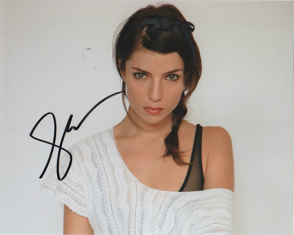 Angela Trimbur Autographed Signed 8x10 Photo Poster painting COA #3