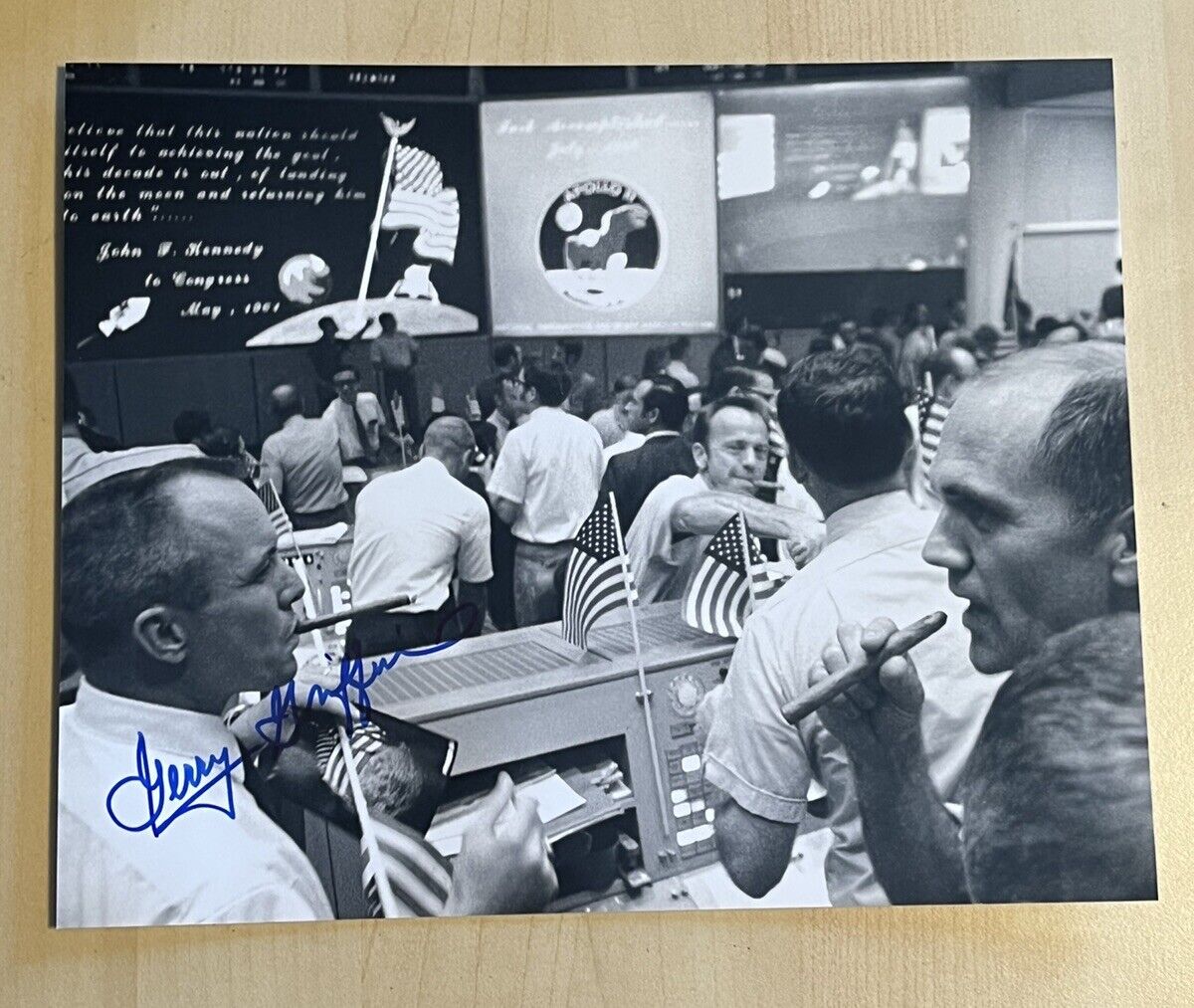 GERRY GRIFFIN SIGNED 8x10 Photo Poster painting NASA APOLLO 13 FLIGHT COMMANDER AUTOGRAPHED COA