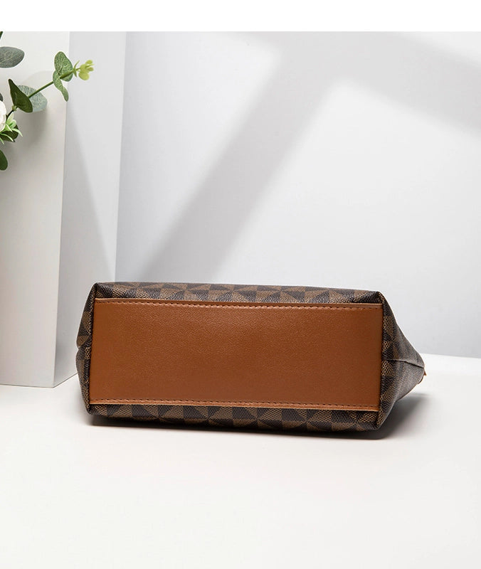 Women’s Medium Pu Leather Argyle Vintage Style Classic Style Bucket Zipper Tote Bag